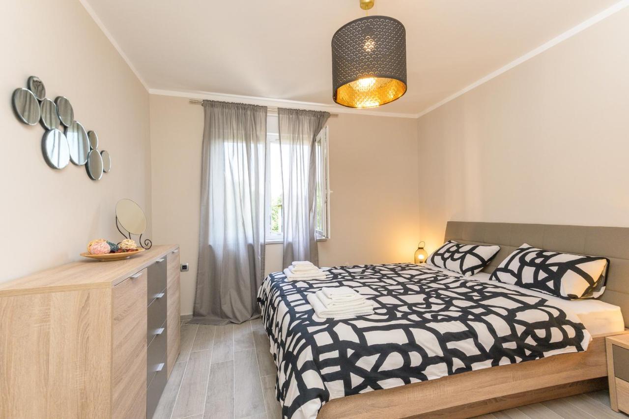 Apartment Pearl Of Kvarner , Опатия Екстериор снимка